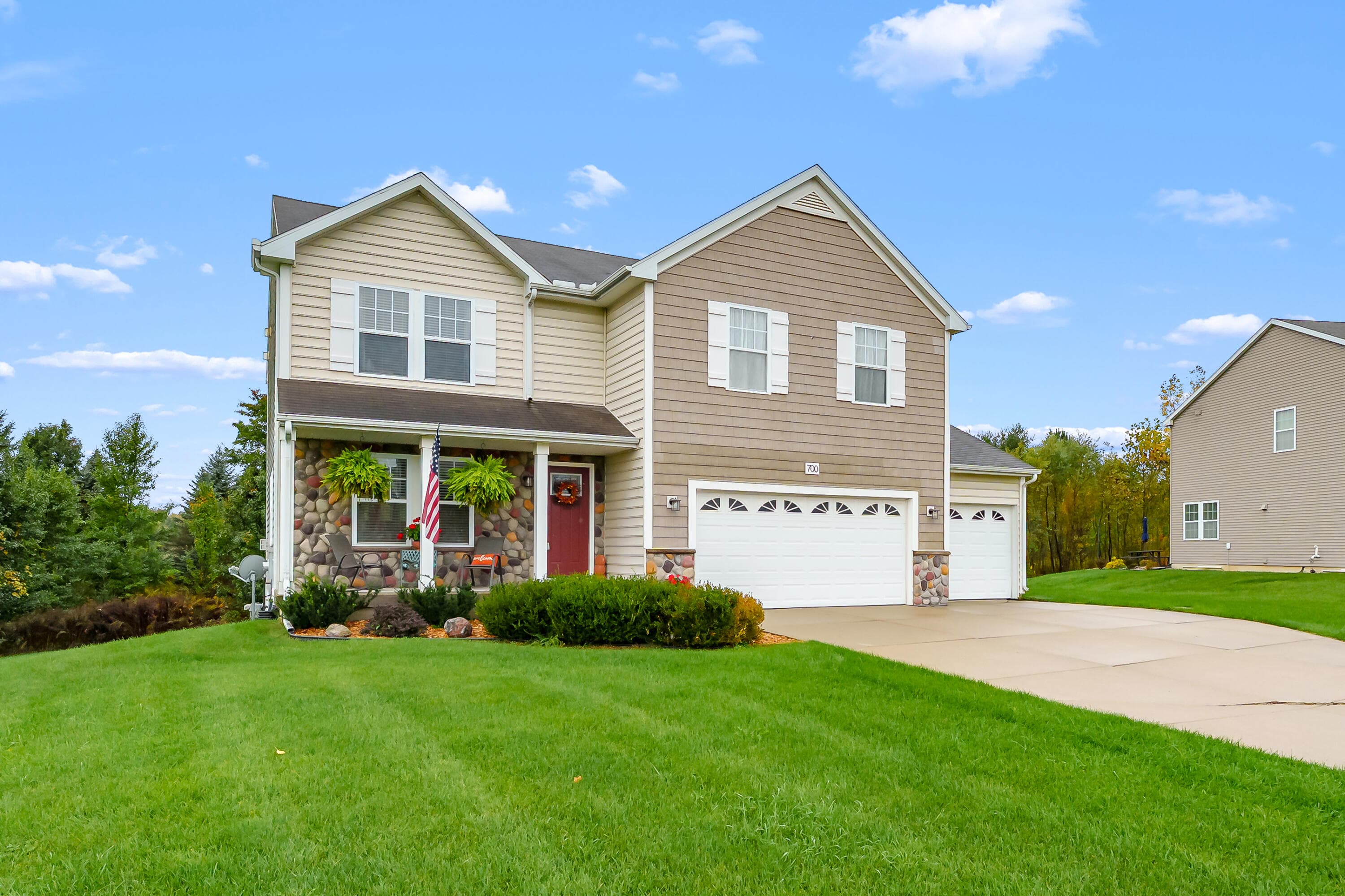 700 Laurel Wood Street, Kalamazoo, MI 49009