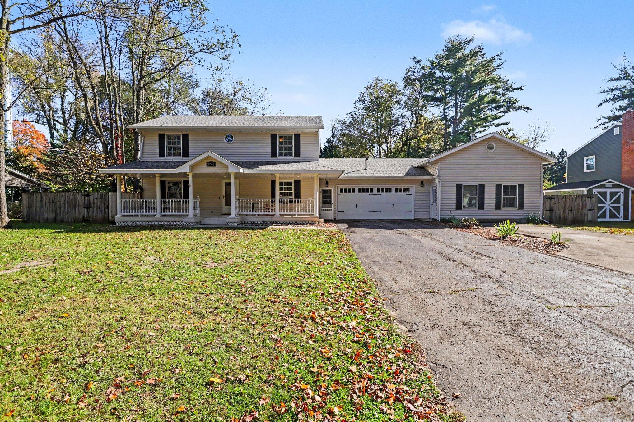 2741 Cloyster Court, Kalamazoo, MI 49008